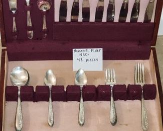 43 piece - Monarch Fluer Flatware in storage box