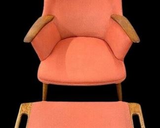 Original Vintage Hans Wegner "Mama Bear" AP27 Lounge Chair & Ottoman AP29
