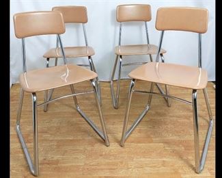 4 MCM Hey-
wood Wakefield Stackable Chairs - Peach Hey Wood- ite