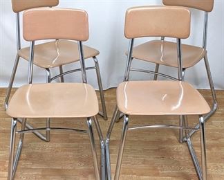  4 MCM Hey-
wood Wakefield Stackable Adult-Size Chairs - Peach Hey Woodite