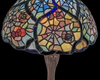 Tiffany Style Cobweb & Apple Blossom Table Lamp 