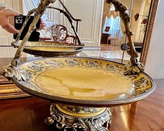 11. Dominic Decoration Footed Basket (14" x 12")