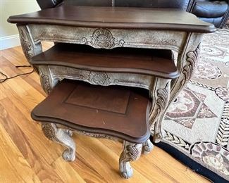 97. Set of 3 Nesting Tables (24" x 16" x 22")