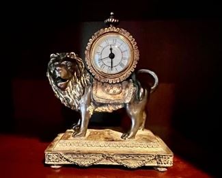 238. Lion w/ Clock