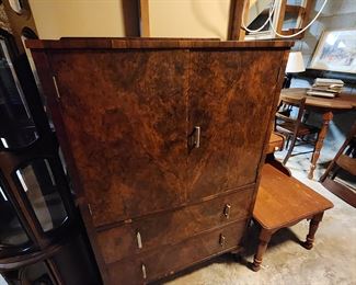 Antique Bar/Cabinet
