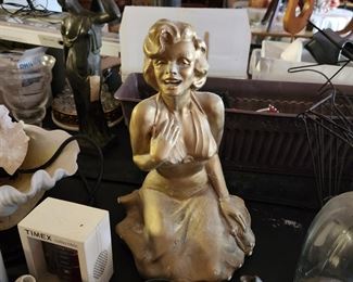 Marilyn Monroe Figurine