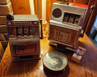 Tabletop Slot Machines