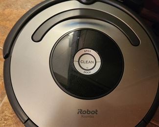 Roomba "Robot"