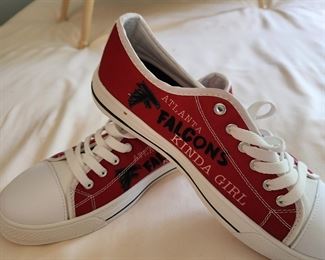Atlanta Falcons Converse Style Ladies Shoes size 8