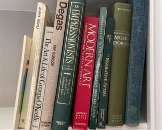 Lot 034-B: Contemporary Art Book Collection

Features: A dozen hardcover and softcover books spanning contemporary Western art, design and artists. See photos for titles.



Condition: Generally Very Good pre-owned condition; one title is in Fair pre-owned condition.

