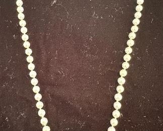 Pearl Necklace with 14K Clasp