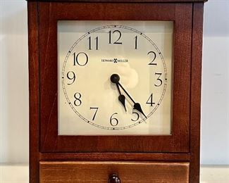 Howard Miller Mantle Clock