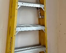 5 Ft. Ladder