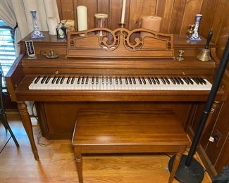 Rudolph Wurlitzer Console Piano