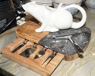 Marble & wood hidden cheese cutlery set