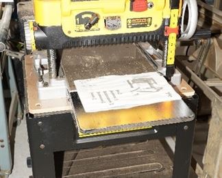 DeWalt planer DW7350