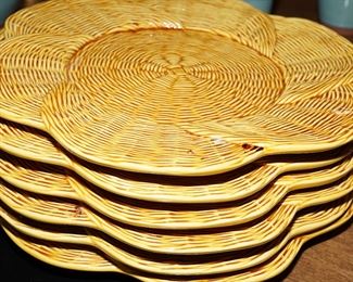 Sunflower plates from Italy