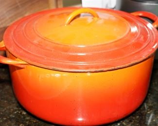 Belgium cast iron covered soup pot
