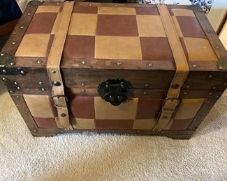 Leather small chest