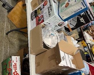 food processor, blender, pot & pan set, corning ware, miscellaneous housewares