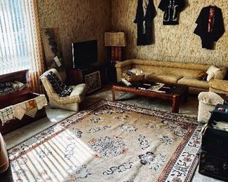 Modernist Furniture, Kimonos, Hapi Jackets, Chinoiserie Rug, Art, Textiles