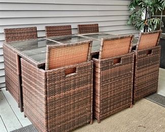 Wicker Table & 6 Chairs