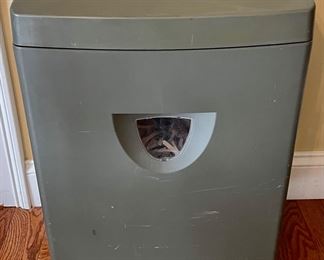 Tech Solutions Paper Shredder