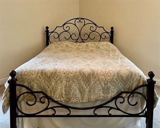 Iron Scroll Queen Bed