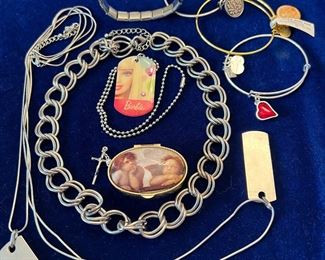 Fashion Necklaces & Bracelets