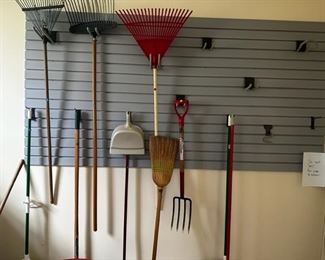YARD TOOLS II