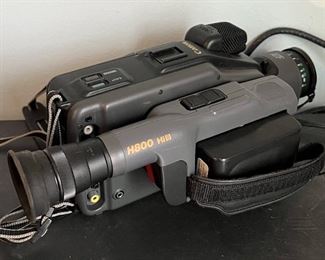 Canon H800 Camcorder