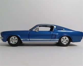 Maisto 1967 Ford Mustang GT 