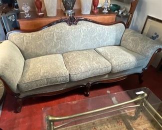 Victorian Sofa - Pristine!