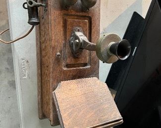 Jas. Clark Jr Electric Co. Louisville KY has the inner mechanisms too.