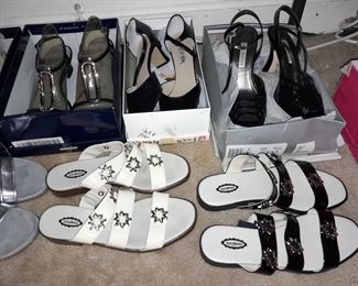 HUNDREDS Of Assorted Shoes In Box (Wide Range Of Sizes & Styles)