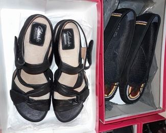 HUNDREDS Of Assorted Shoes In Box (Wide Range Of Sizes & Styles)