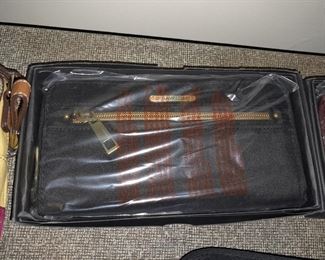 Wallet (NEW IN PACKAGE!)