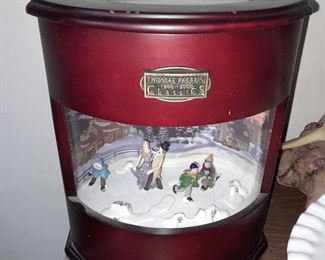 Thomas Pacconi Light Up Animated Christmas Music Player