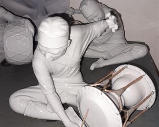 Hwangsae-Mok Ceramic Ware & Sculpture Studio Figurines In Box