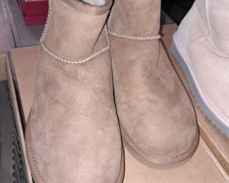 Ugg Shoes & Boots (NEW IN BOX!)