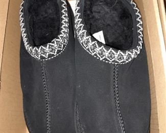 Ugg Shoes & Boots (NEW IN BOX!)