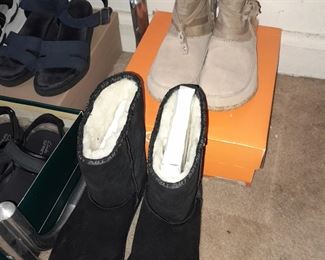 HUNDREDS Of Assorted Shoes In Box (Wide Range Of Sizes & Styles)