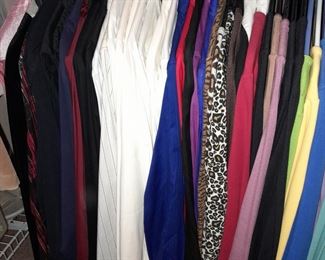 THOUSANDS Of Clothing - Most New With Tags!