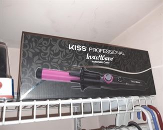 Kiss Professional Curling Iron (NEW!)