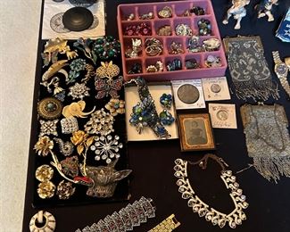 Vintage pins, bracelets, necklaces and earrings, smalls