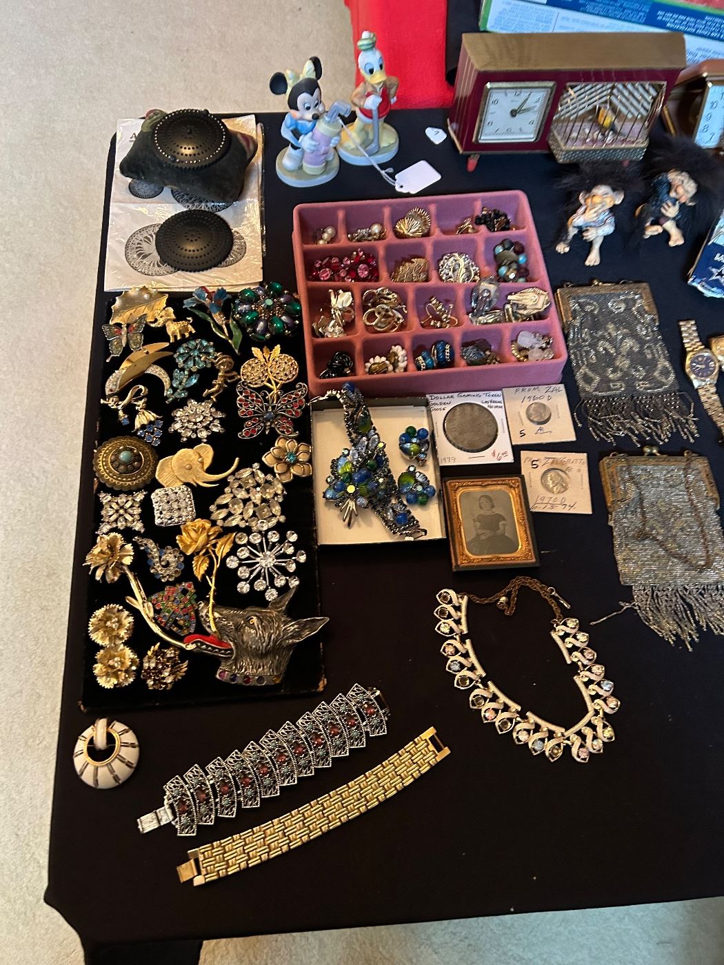 Vintage pins, bracelets, necklaces and earrings, smalls