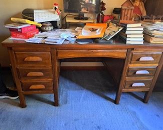 Military wood desk
Very old