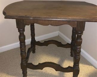 Antique Accent Parlor Side Table 