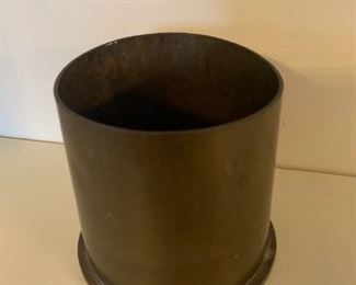 LARGE WWI BRASS ARTILLERY SHELL CASE