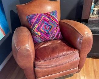 comfy rustic leather arm chair